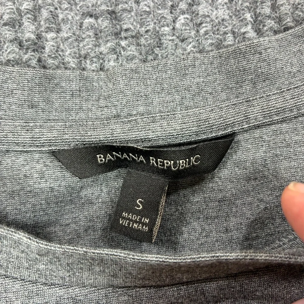Banana Republic Wear And When Graphic Sweatshirt Mens Small Gray Pullover